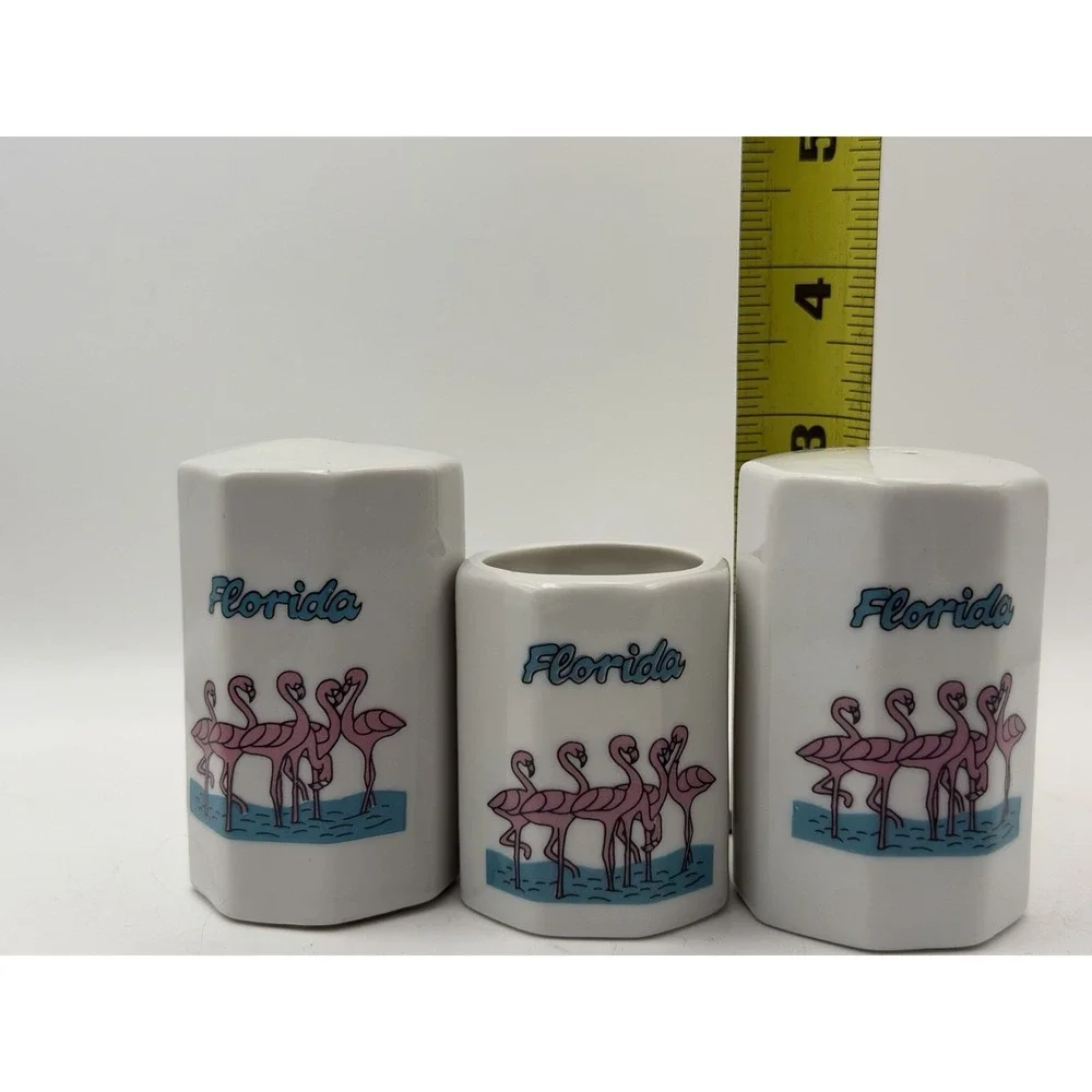 Vintage Florida Flamingo Salt Pepper Shaker Toothpick Holder Set Souvenir